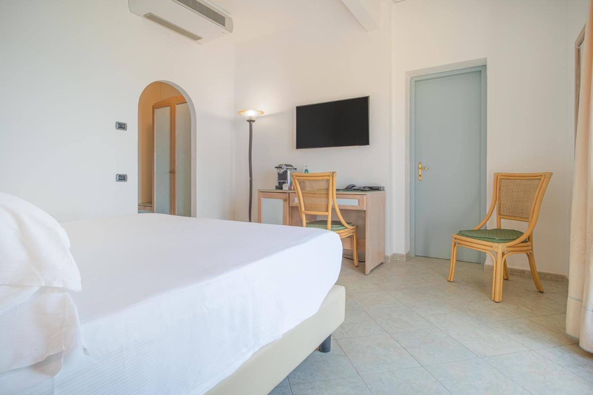 Felix Hotels - Hotel La Baja Santa Caterina Di Pittinuri  Exterior photo